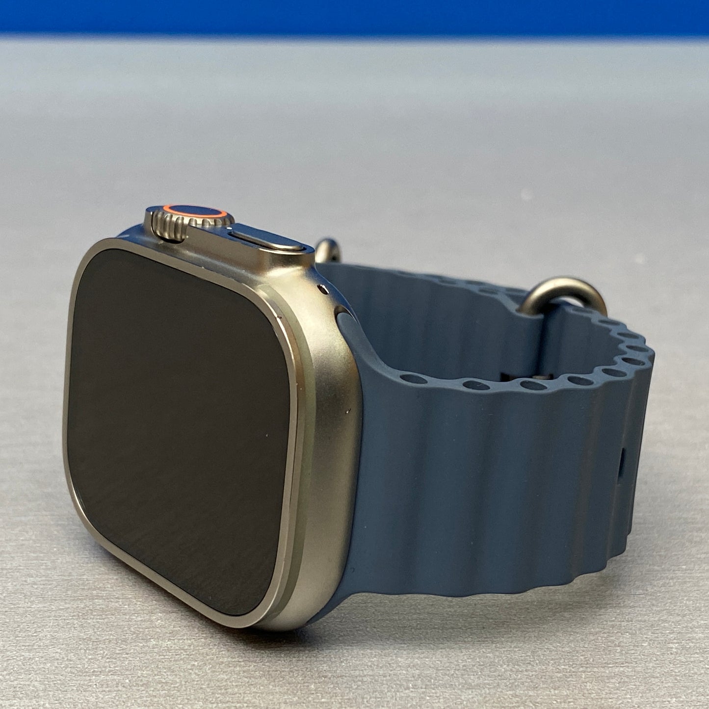 Apple Watch Ultra 3 | Titanium Natural | 49mm | Blue Ocean Band
