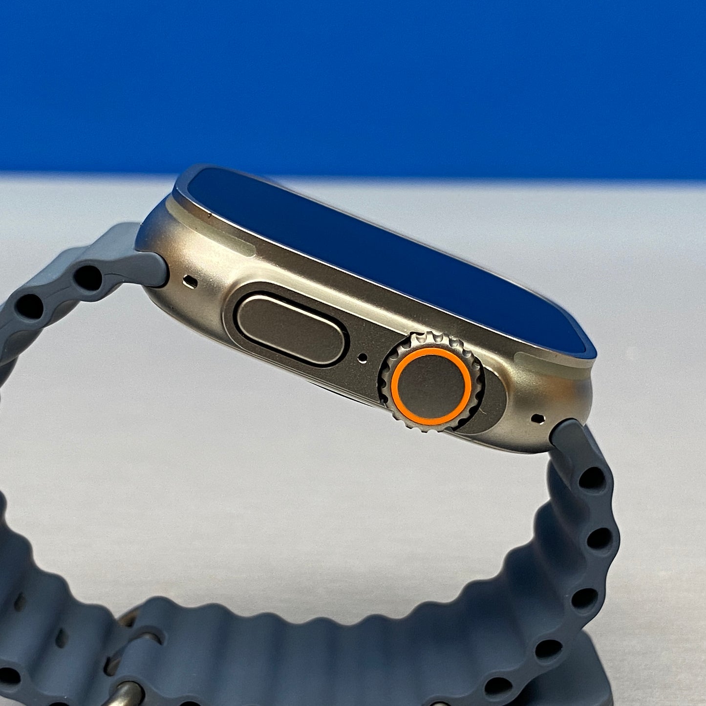 Apple Watch Ultra 3 | Titanium Natural | 49mm | Blue Ocean Band