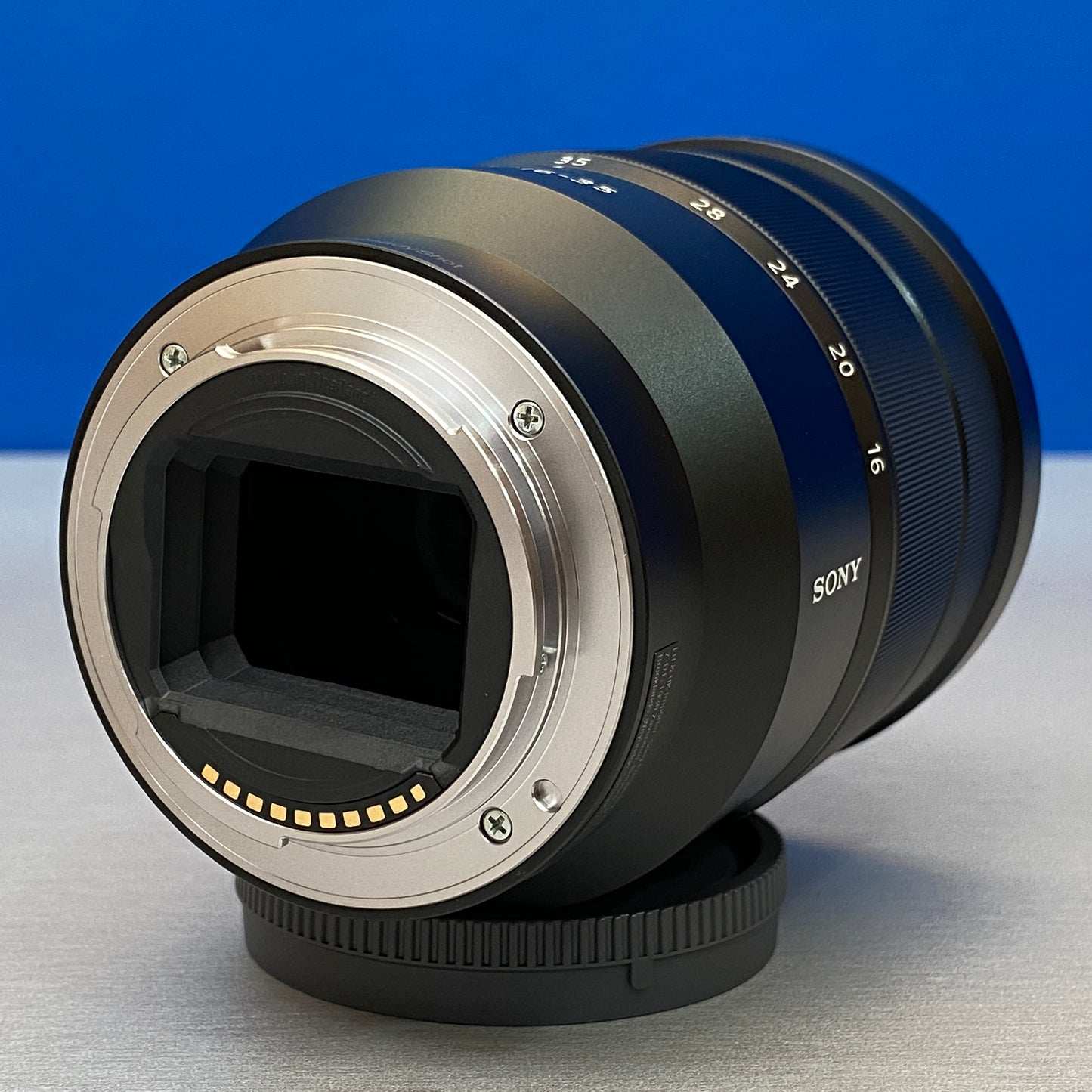Sony Zeiss Vario-Tessar FE 16-35mm f/4 ZA OSS T* | NOVA