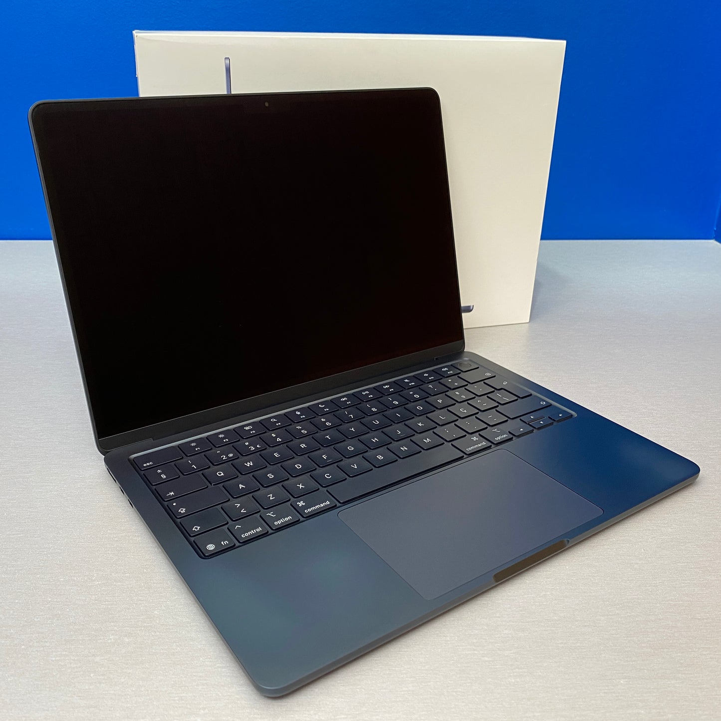 Apple MacBook Air 13.6" | 2025 | M4 10-Cores/16GB/256GB SSD