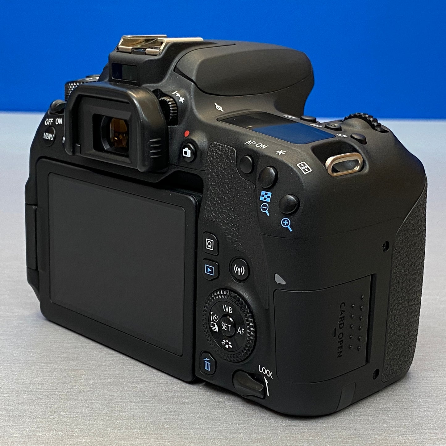 Canon EOS 77D (Corpo) - 24.2MP