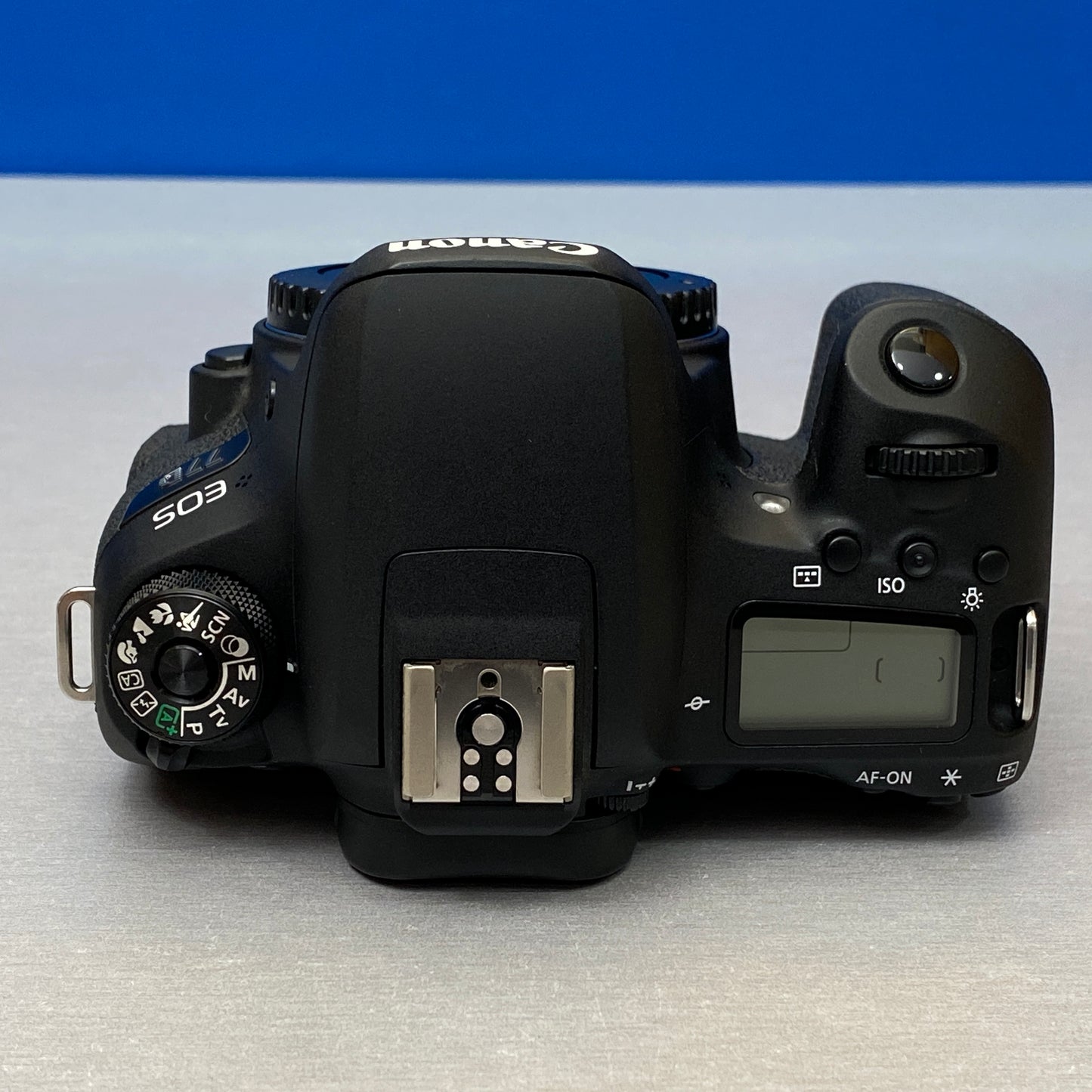 Canon EOS 77D (Corpo) - 24.2MP