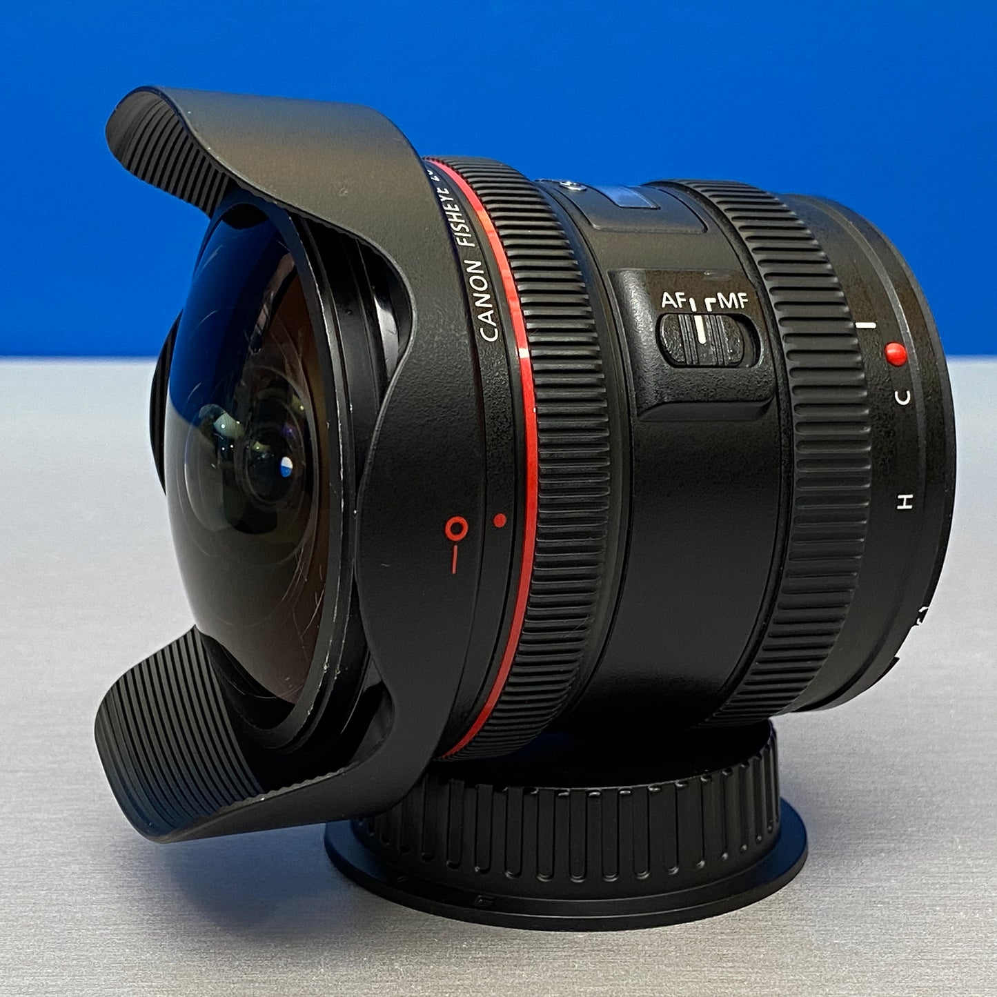 Canon EF 8-15mm f/4 L Fisheye USM