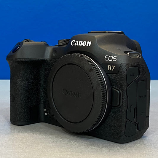 Canon EOS R7 (Corpo) - 32.5MP | NOVA