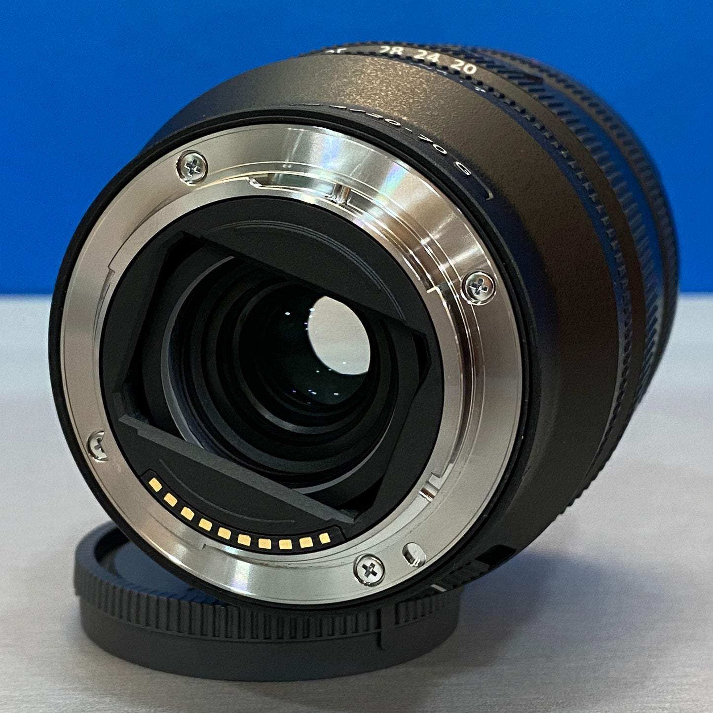 Sony FE 20-70mm f/4 G