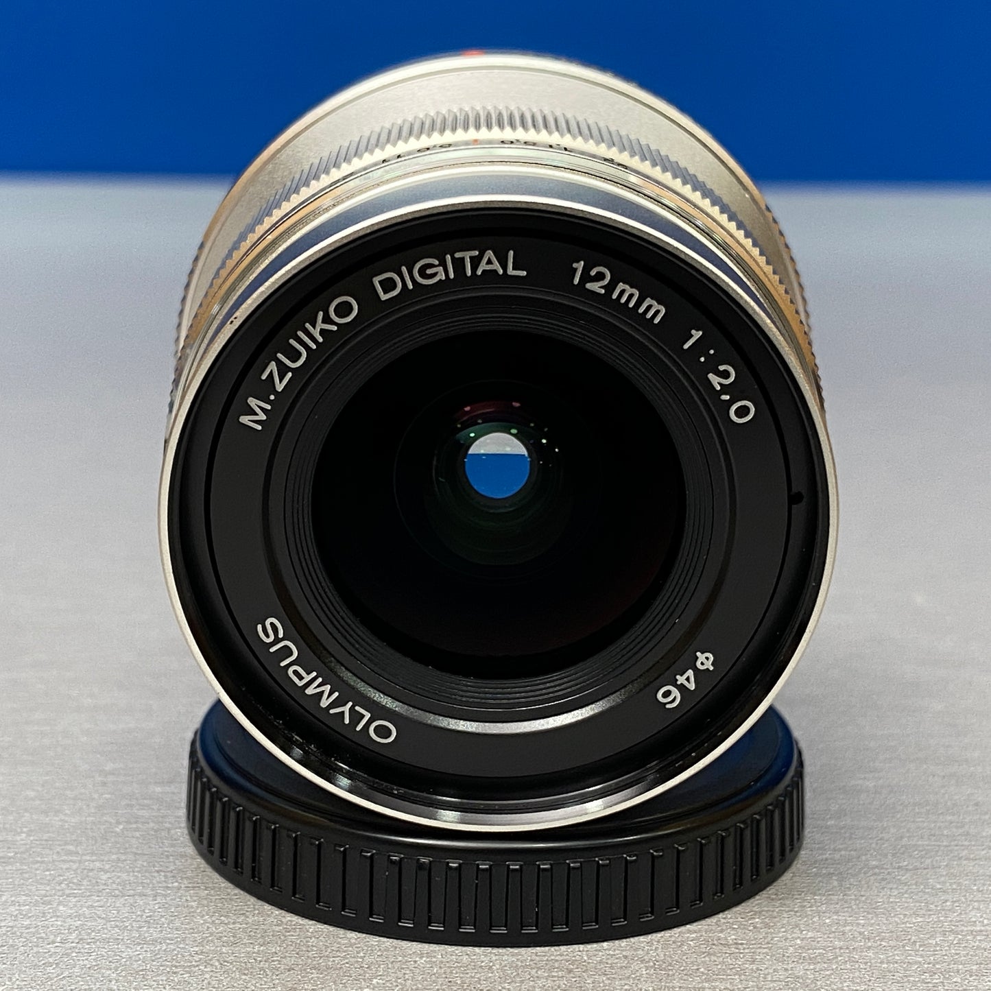 Olympus M.Zuiko Digital 12mm f/2 ED