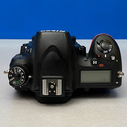 Nikon D750 (Corpo) - 24.3MP