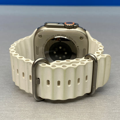 Apple Watch Ultra | Titanium Natural | 49mm