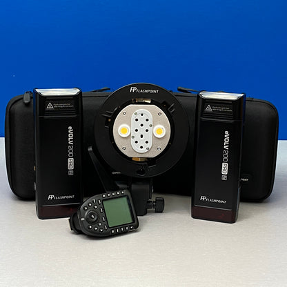 Kit Duplo - Flashpoint eVOLV 200 Pro R2 (Godox AD200 Pro) + Dual Flash Bracket + Trigger
