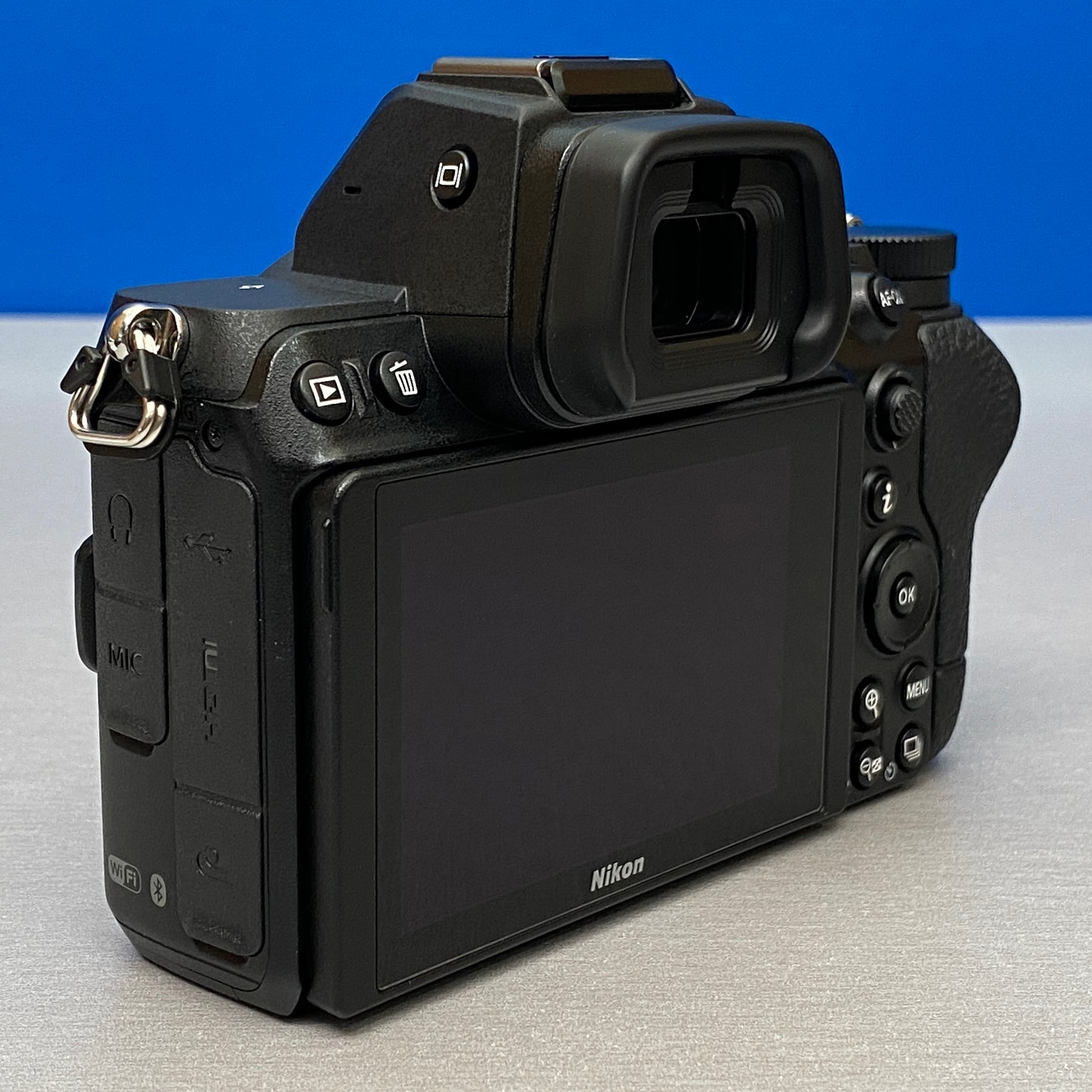 Nikon Z5 (Corpo) - 24.3MP