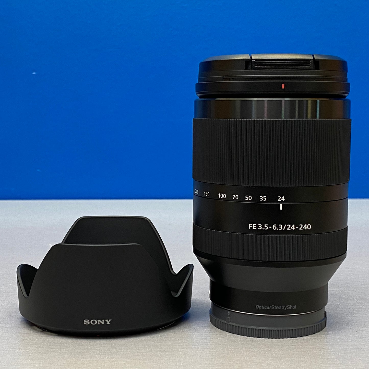 Sony FE 24-240mm f/3.5-6.3 OSS