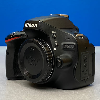 Nikon D5100 (Corpo) - 16.2MP