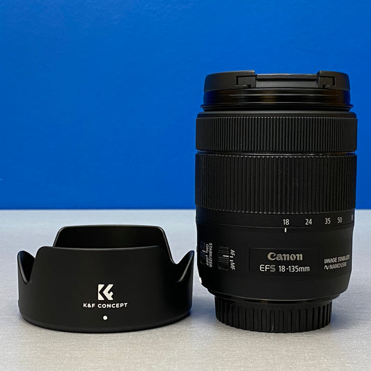 Canon EF-S 18-135mm f/3.5-5.6 IS USM