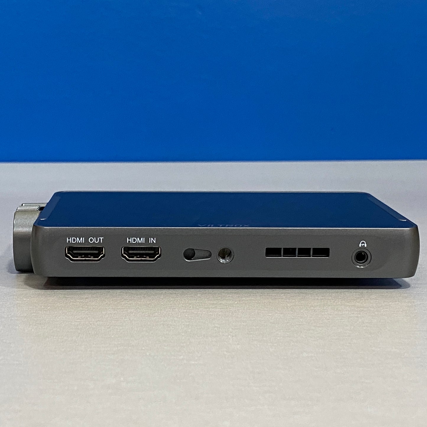 Viltrox DC-550 Touch - 5.5" | NOVO