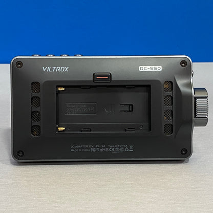 Viltrox DC-550 Touch - 5.5" | NOVO