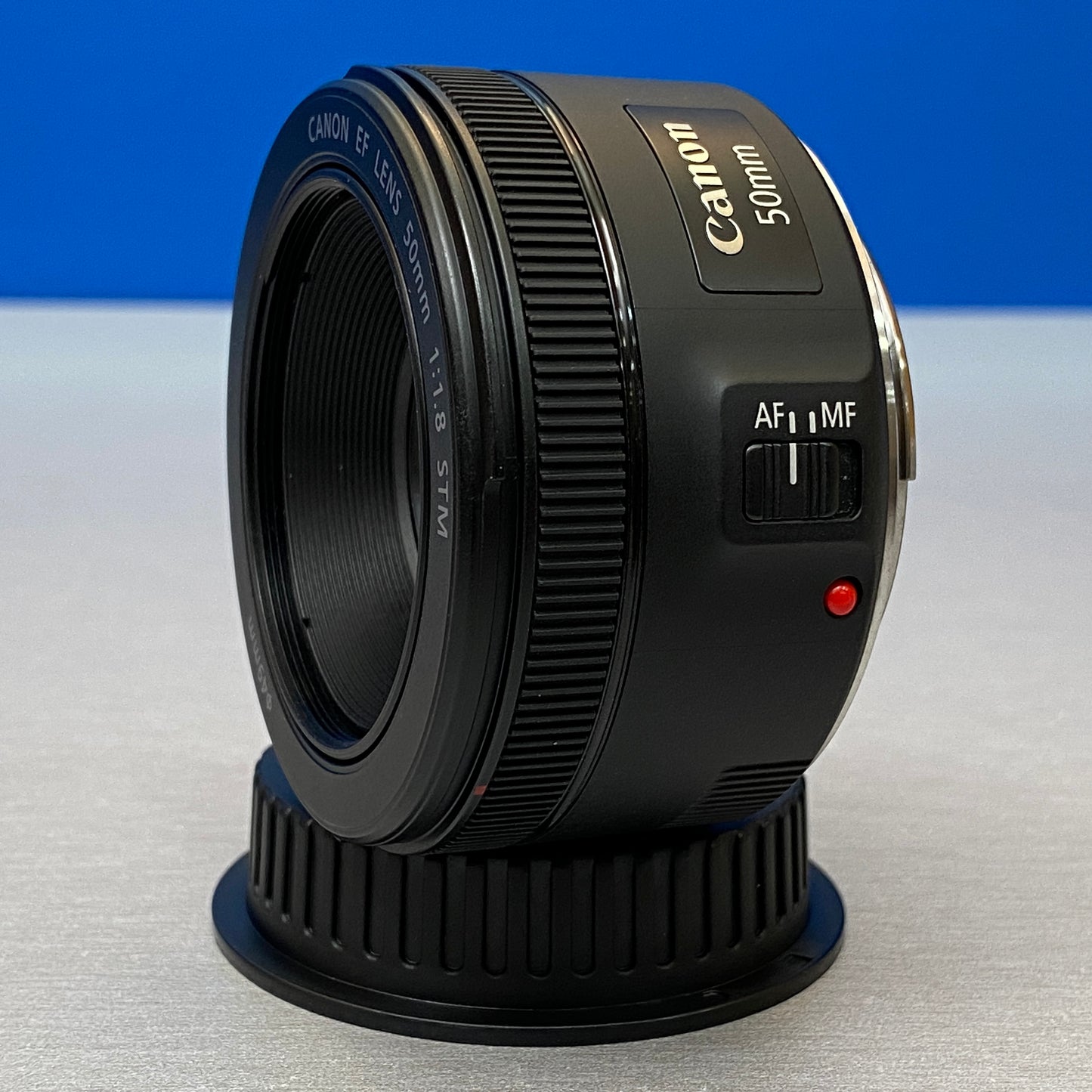 Canon EF 50mm f/1.8 STM