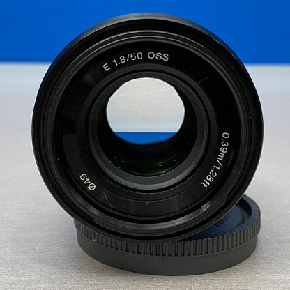 Sony E 50mm f/1.8 OSS