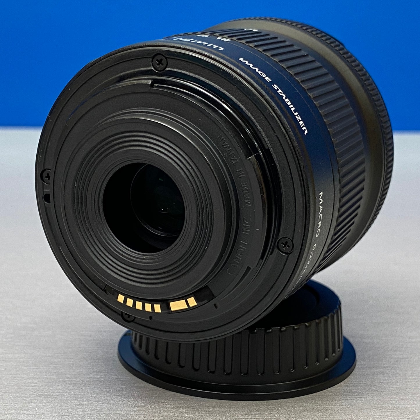 Canon EF-S 10-18mm f/4.5-5.6 IS STM