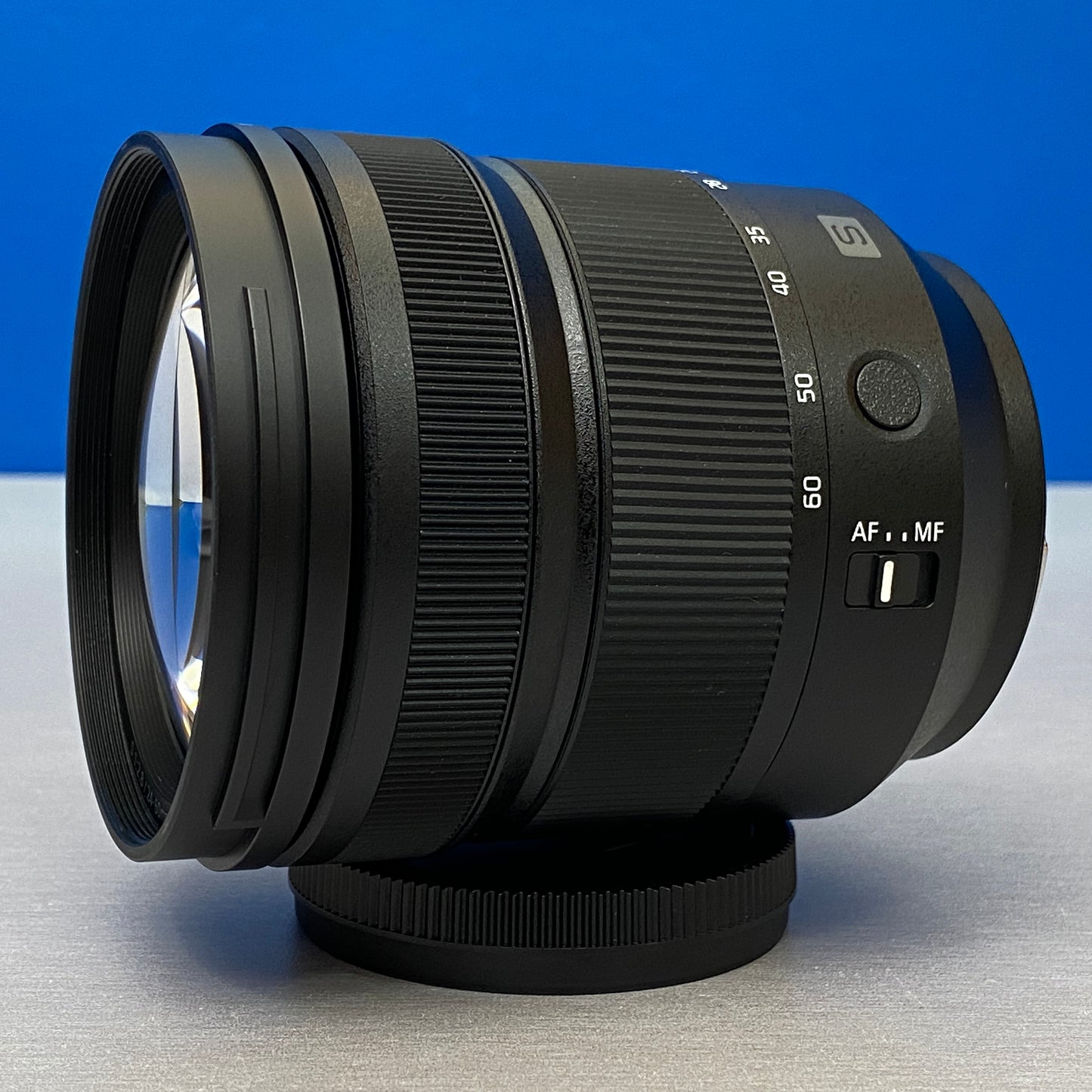 Panasonic Lumix S 24-60mm f/2.8