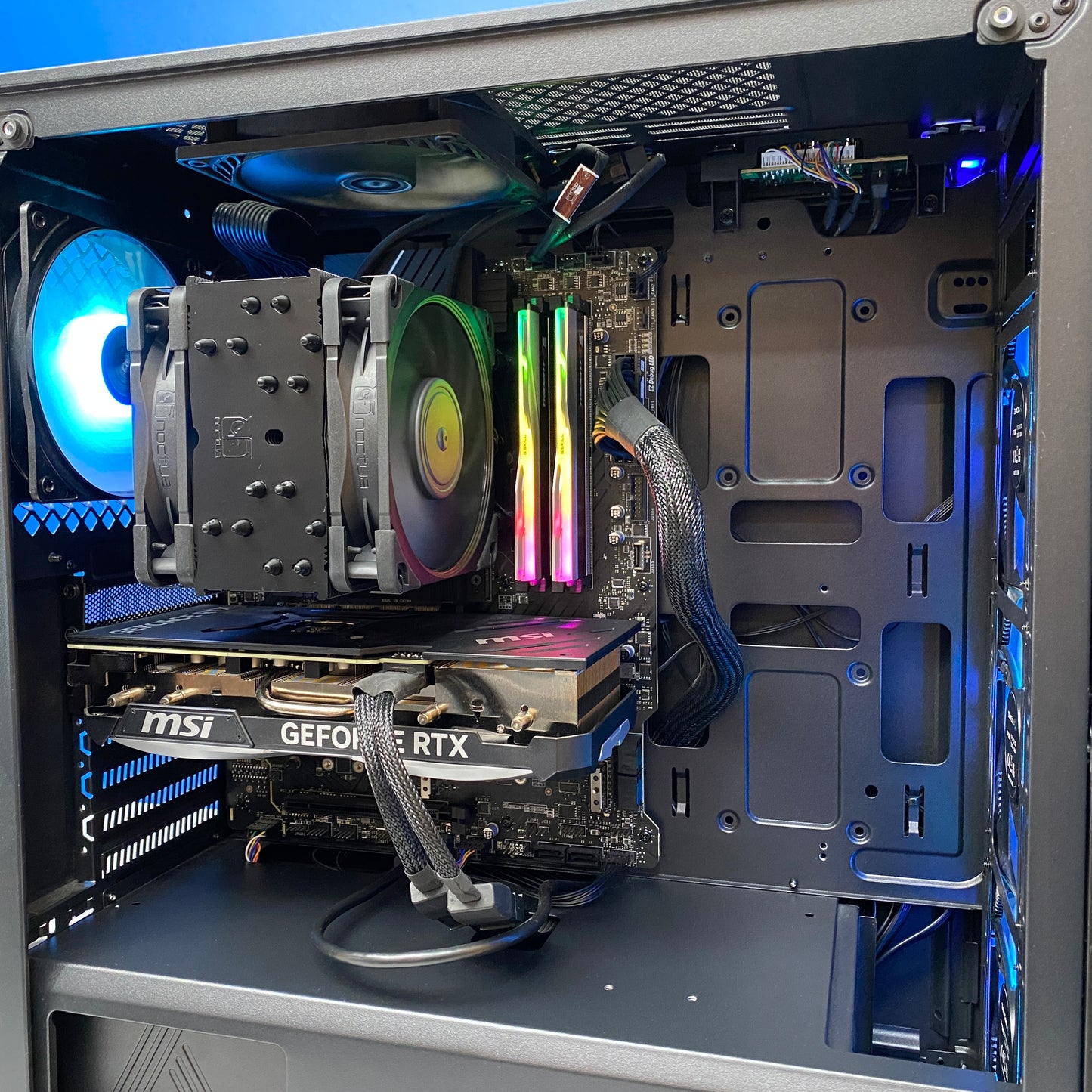 Torre DeepCool Mattrex | i9-14900K/32GB/2TB SSD/RTX 4070 Ti Super 16GB