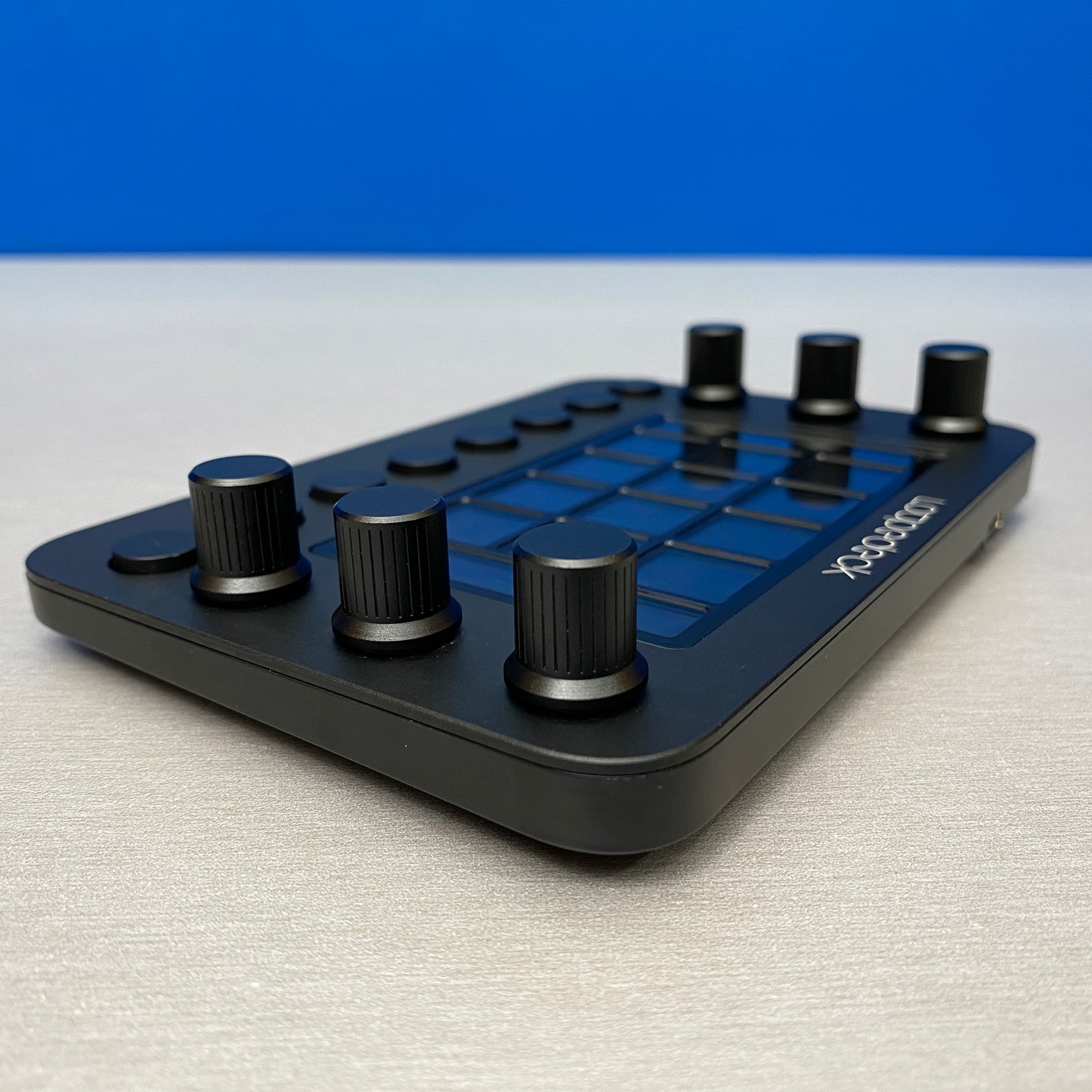 Loupedeck Live (Streaming Console)