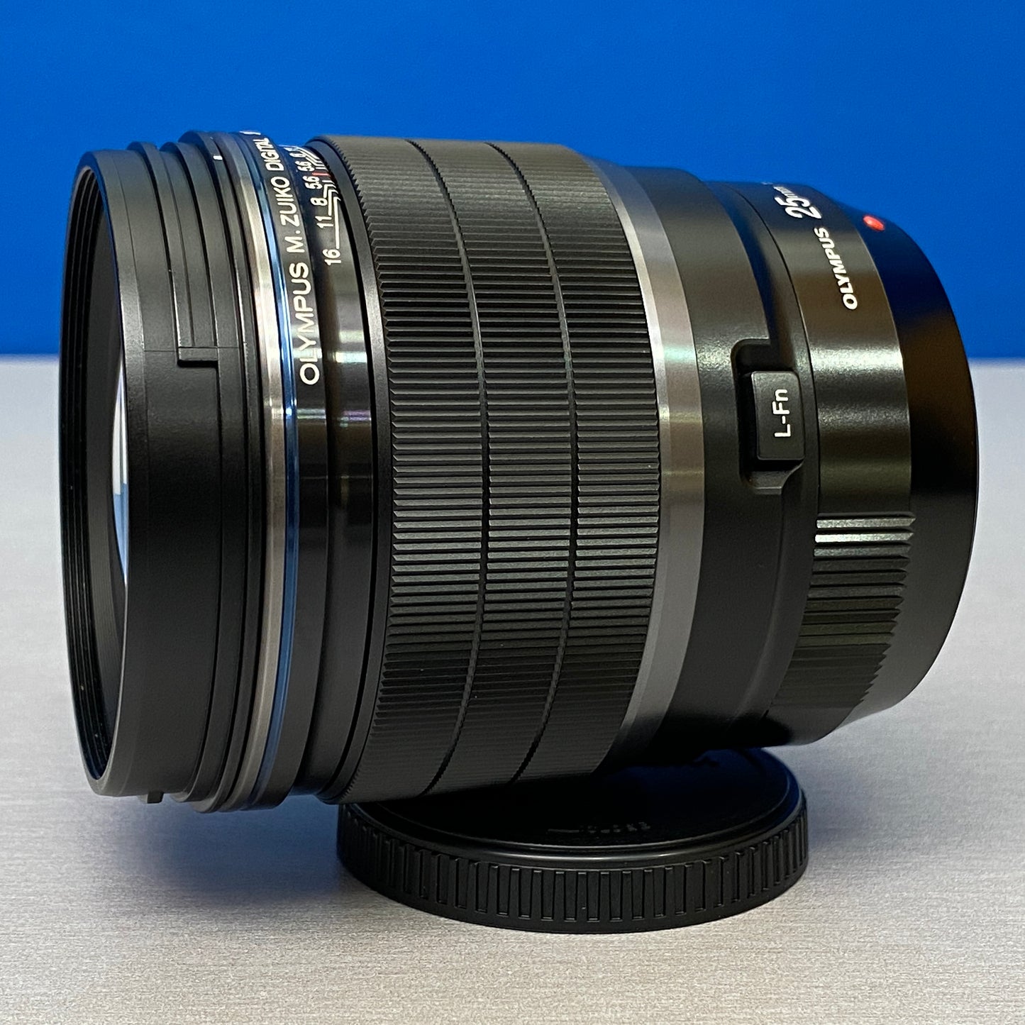 Olympus M.Zuiko Digital ED 25mm f/1.2 PRO