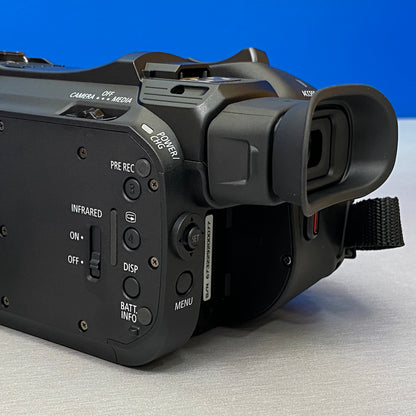 Canon XA70 | 4K | 15x Optical Zoom | NOVA