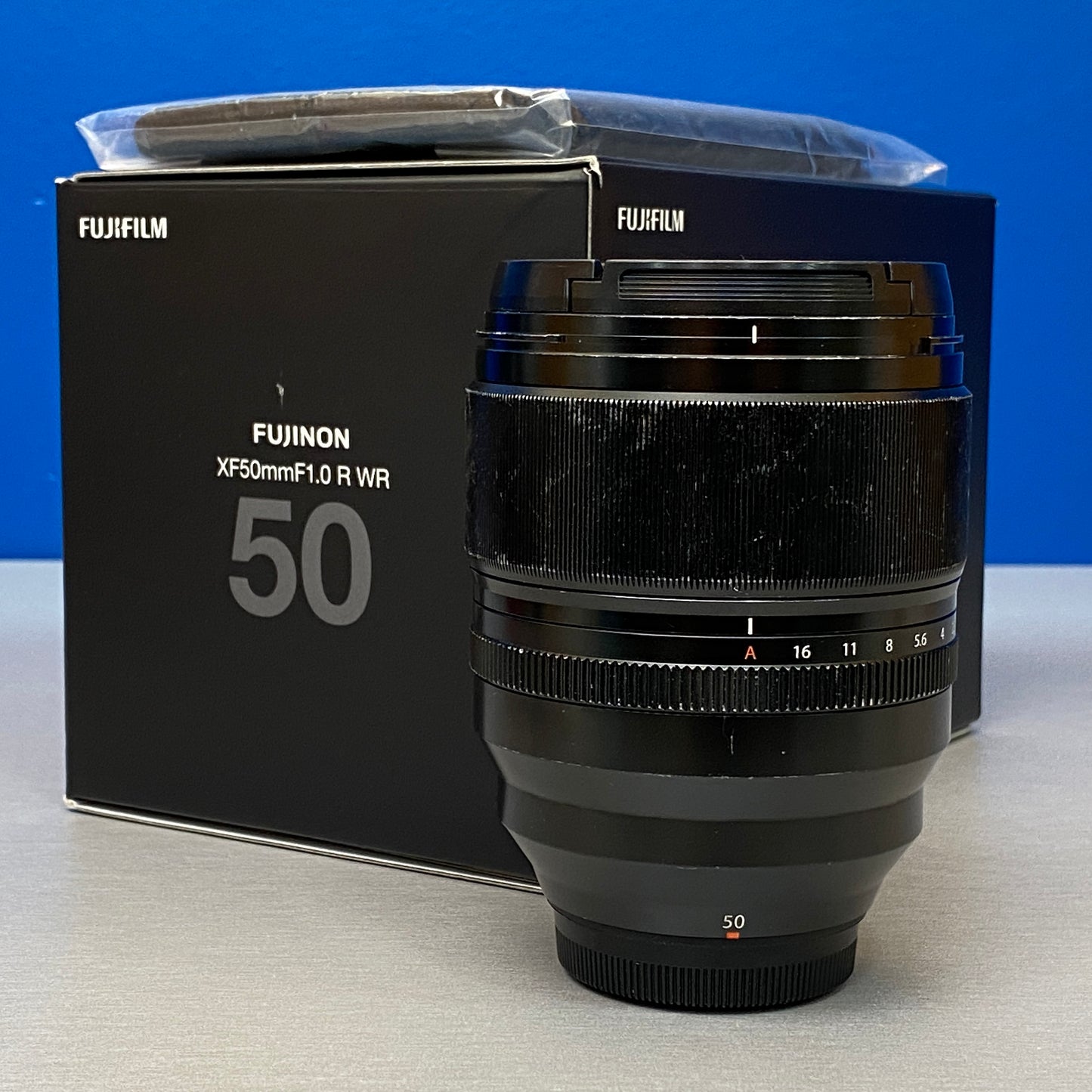 Fujifilm XF 50mm f/1.0 R WR
