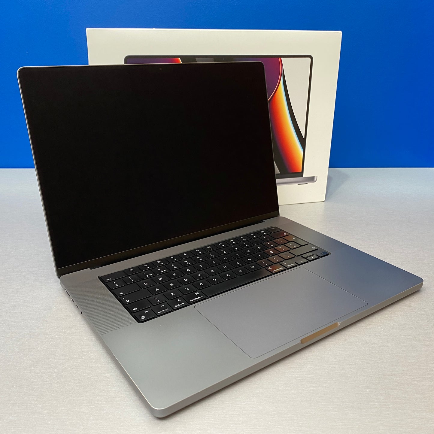 Apple MacBook Pro 16" (2021) - M1 Pro 10-Cores/16GB/512GB SSD