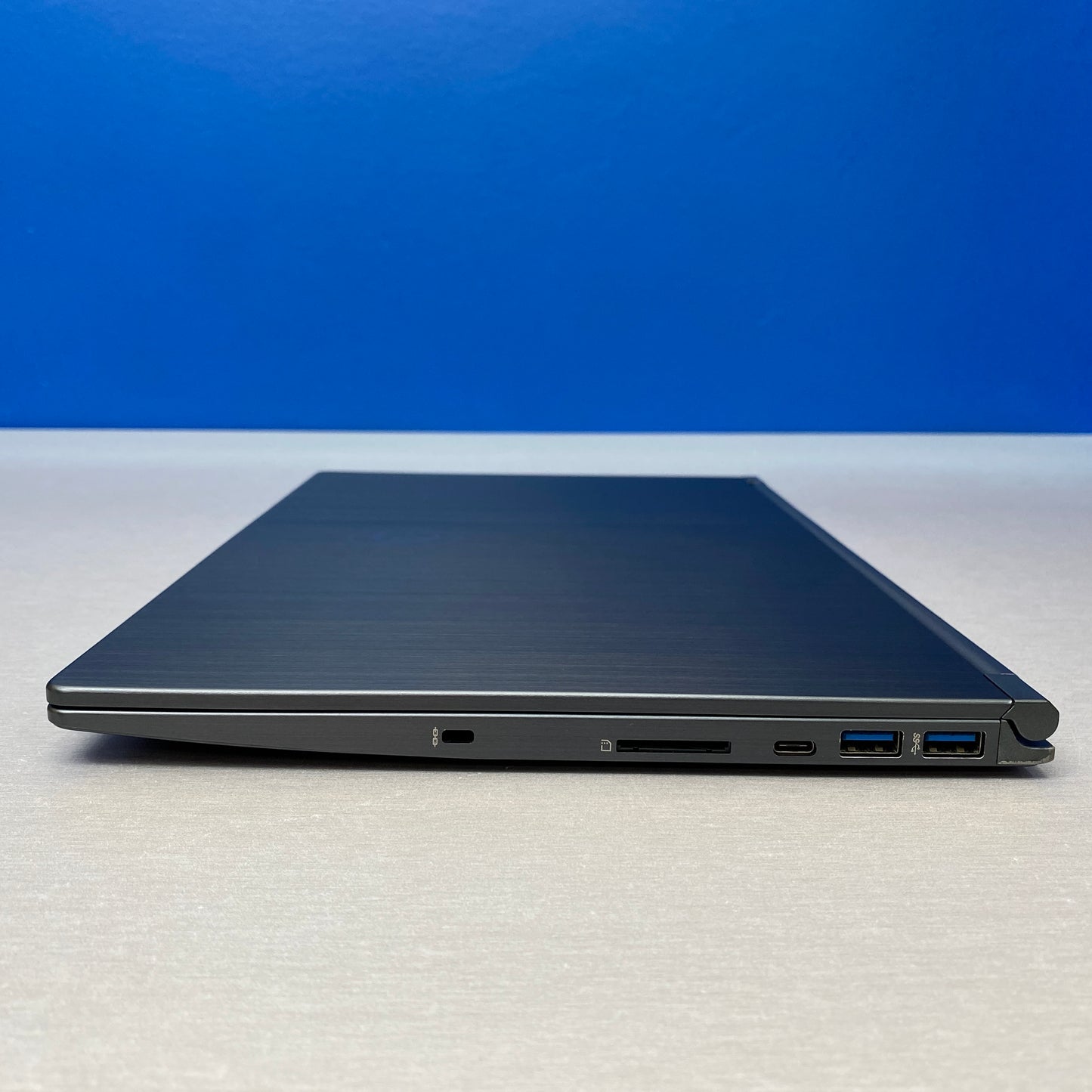 MSI Modern 14 A10RAS | 14" FHD (i7-10510U/16GB/1TB SSD/GeForce MX330 2GB)