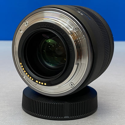 Canon RF 35mm f/1.8 Macro IS STM