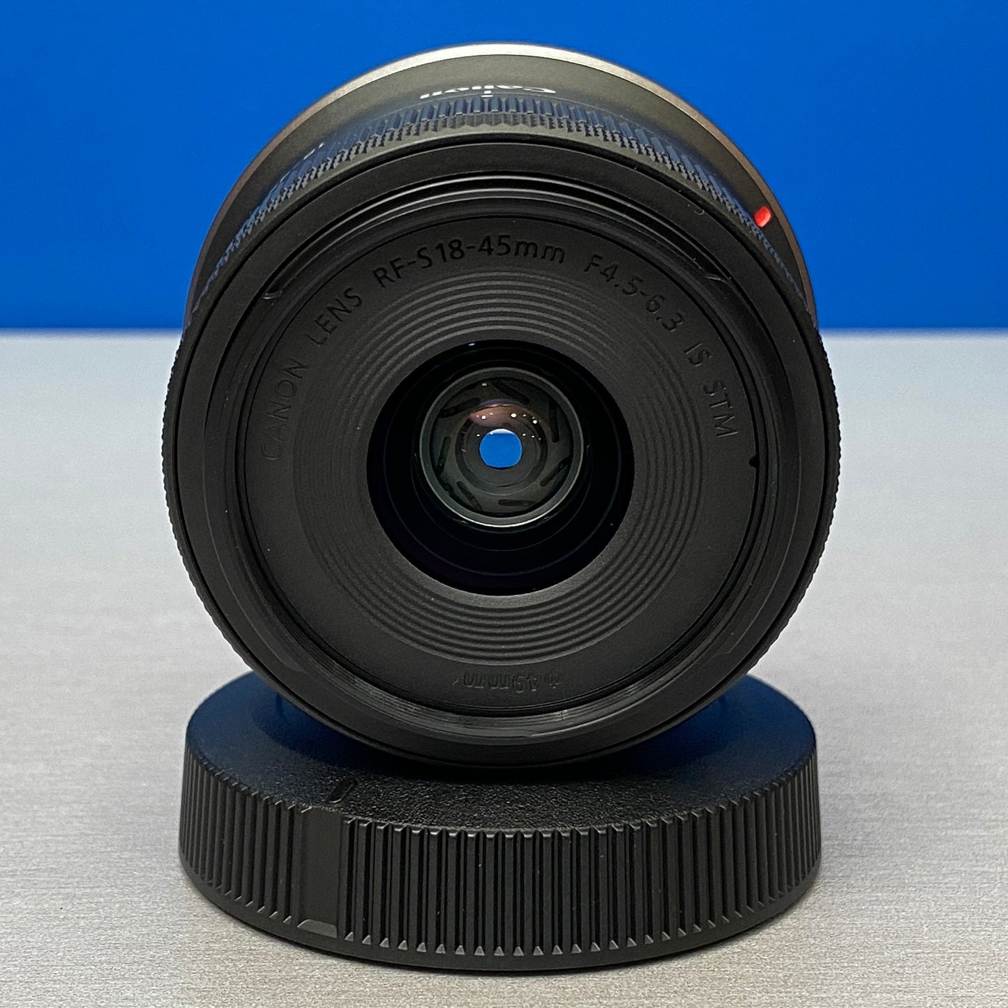 Canon RF-S 18-45mm f/4.5-6.3 IS STM