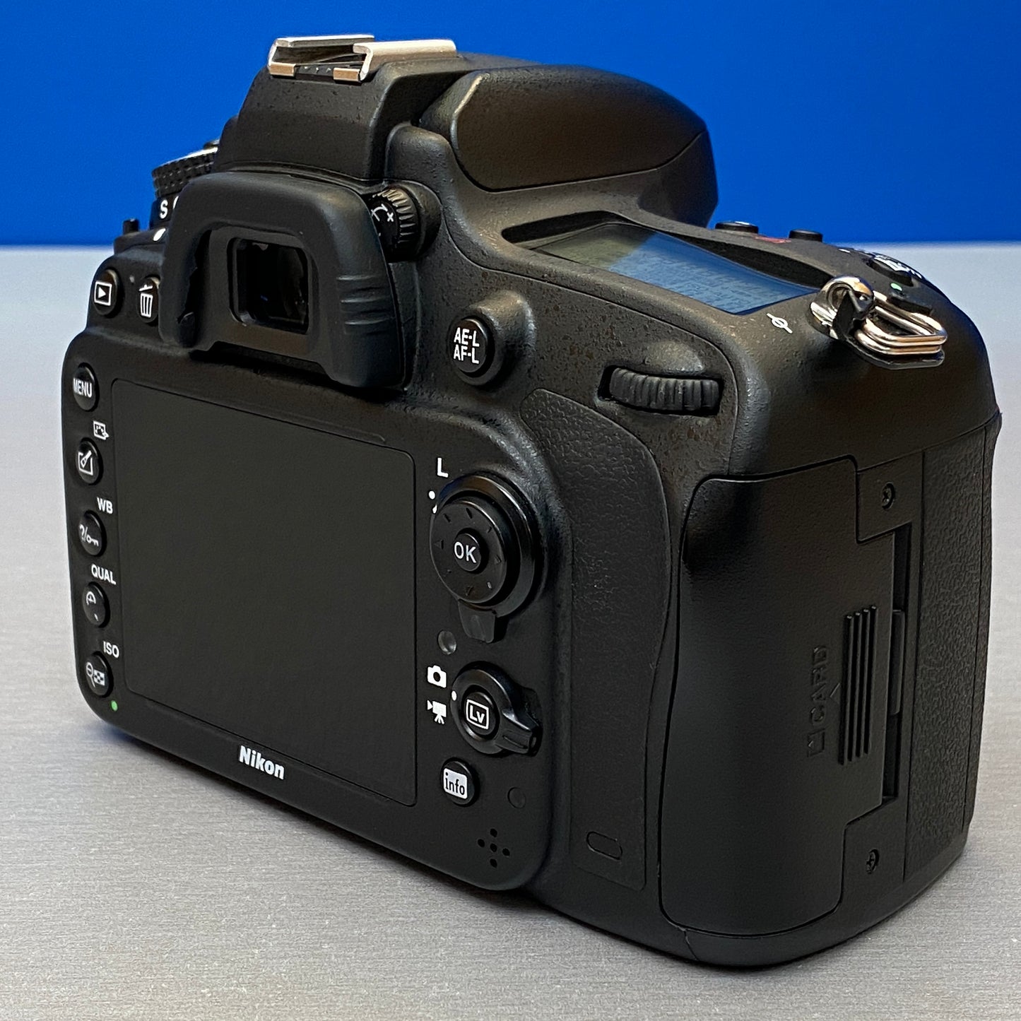 Nikon D610 (Corpo) - 24.3MP
