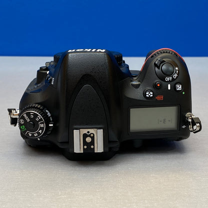 Nikon D610 (Corpo) - 24.3MP