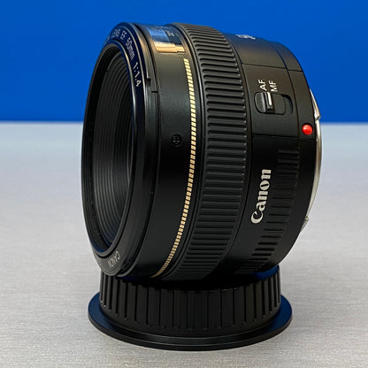 Canon EF 50mm f/1.4 USM