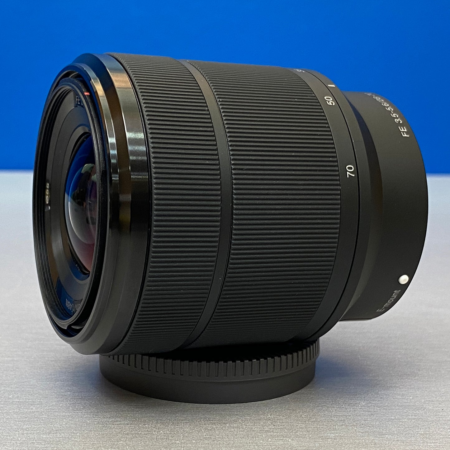 Sony FE 28-70mm f/3.5-5.6 OSS