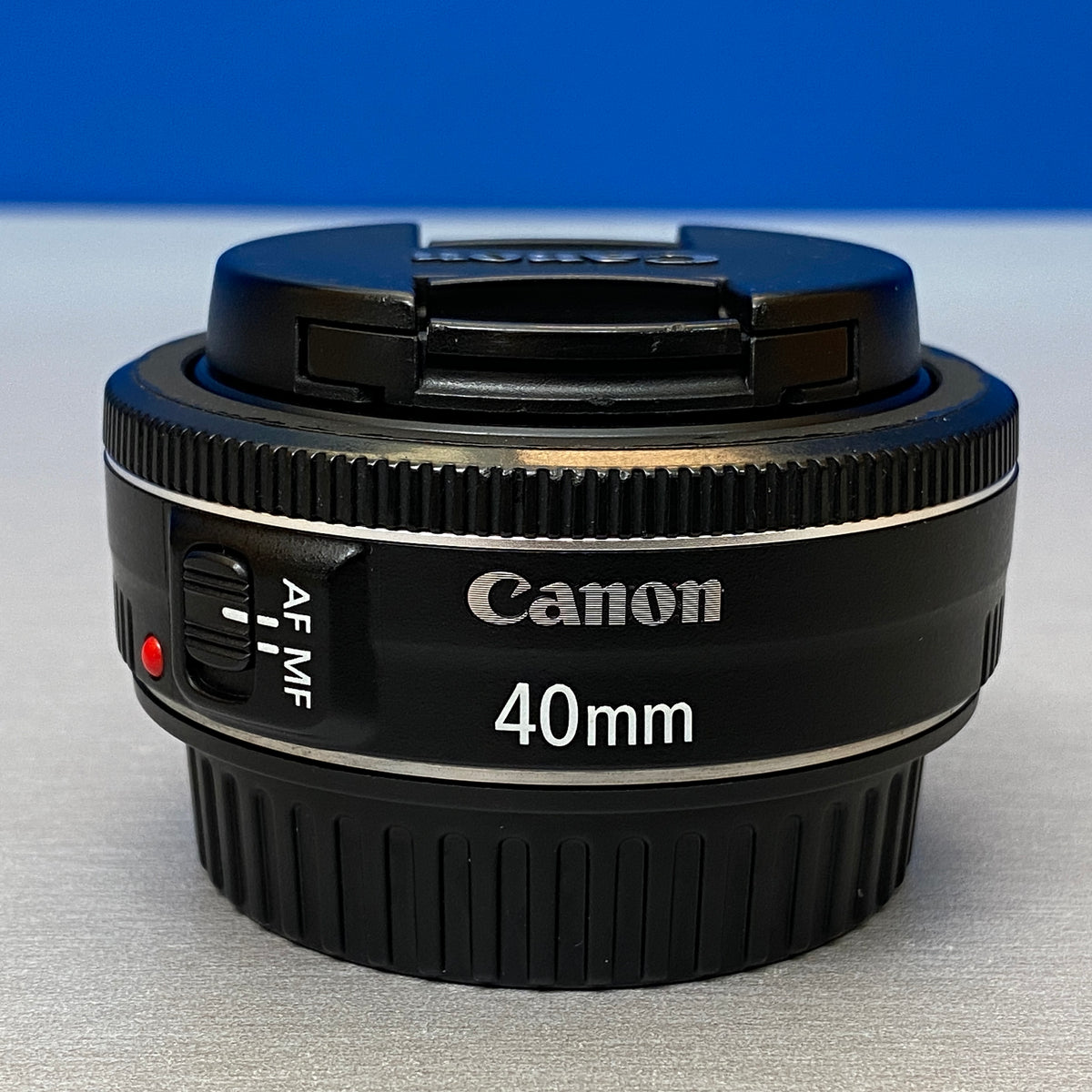 Canon EF 40mm f/2.8 STM