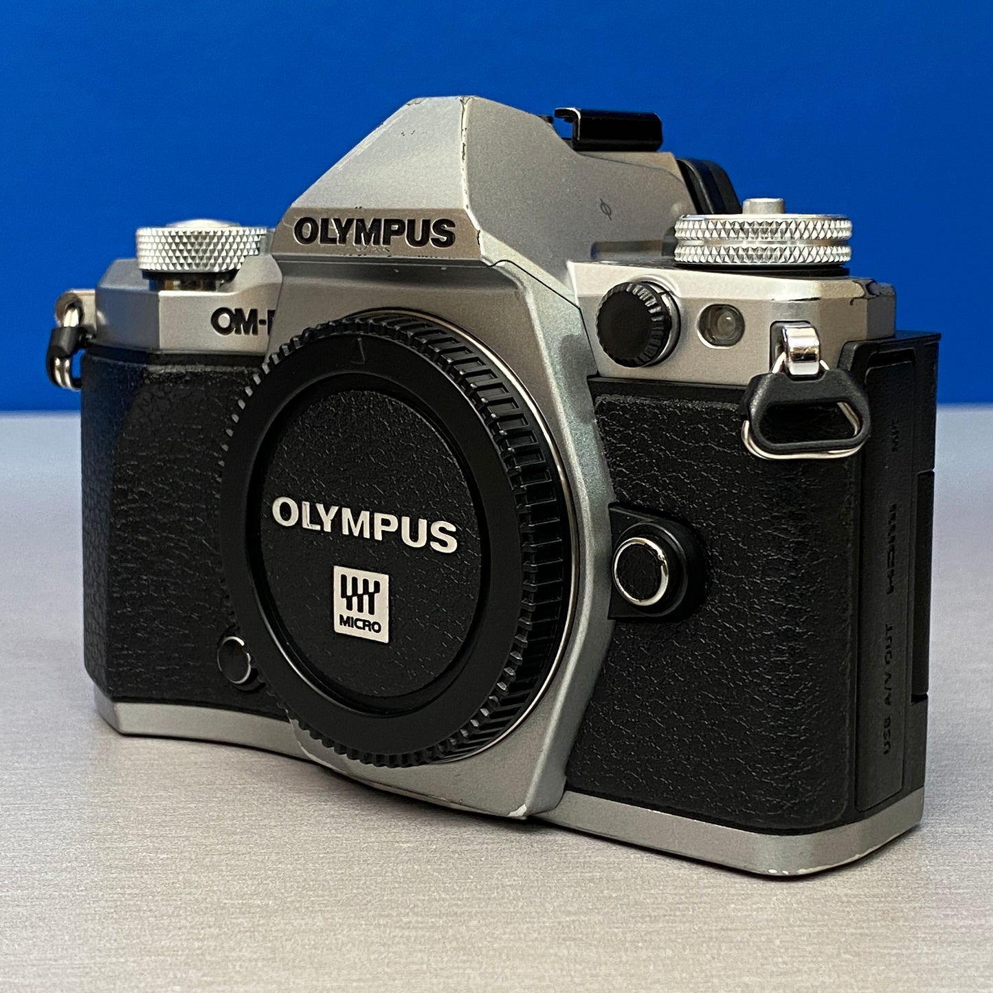 Olympus OM-D E-M5 Mark II (Corpo) - 16.1MP