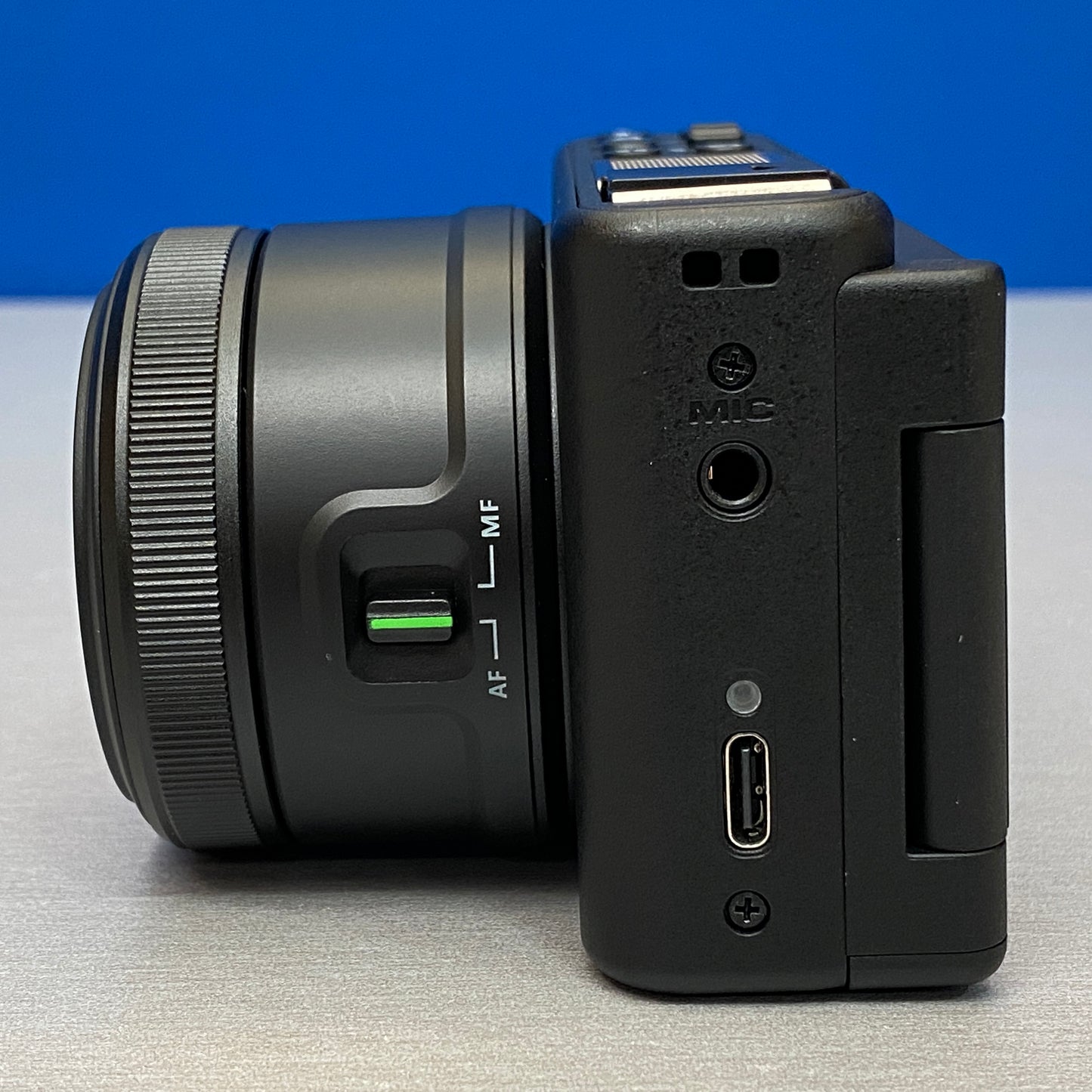 Yashica City 200 (72MP) - Black - NOVA