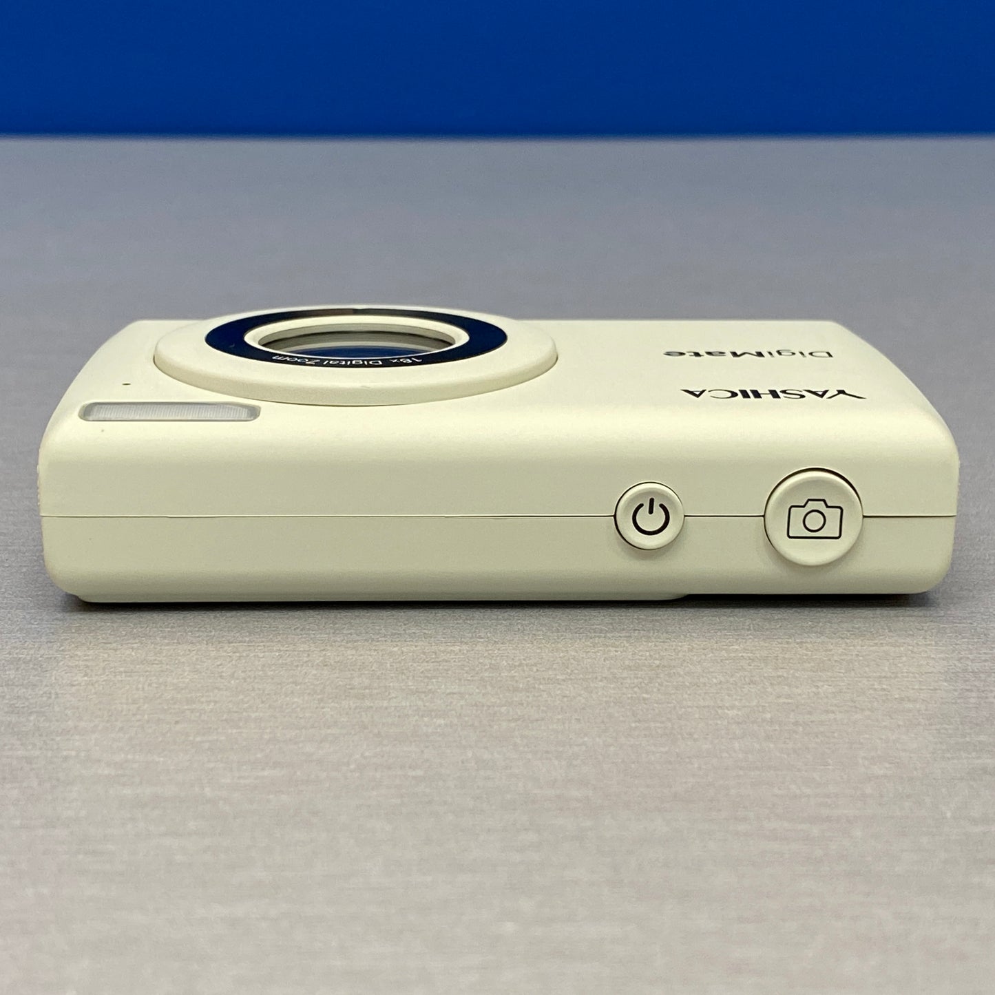 Yashica DigiMate 100 (64MP) | White | NOVA