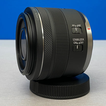 Canon RF 35mm f/1.8 Macro IS STM