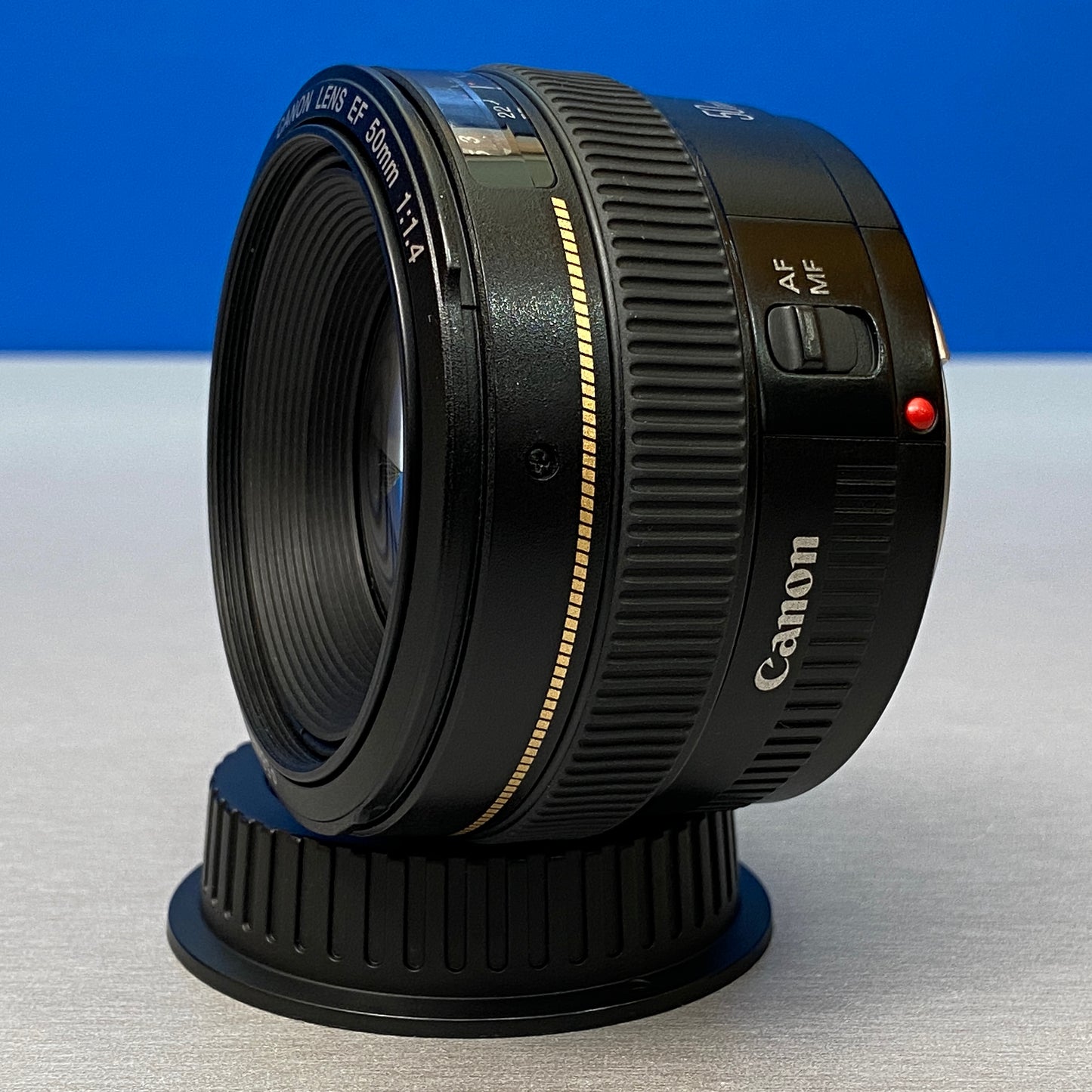 Canon EF 50mm f/1.4 USM