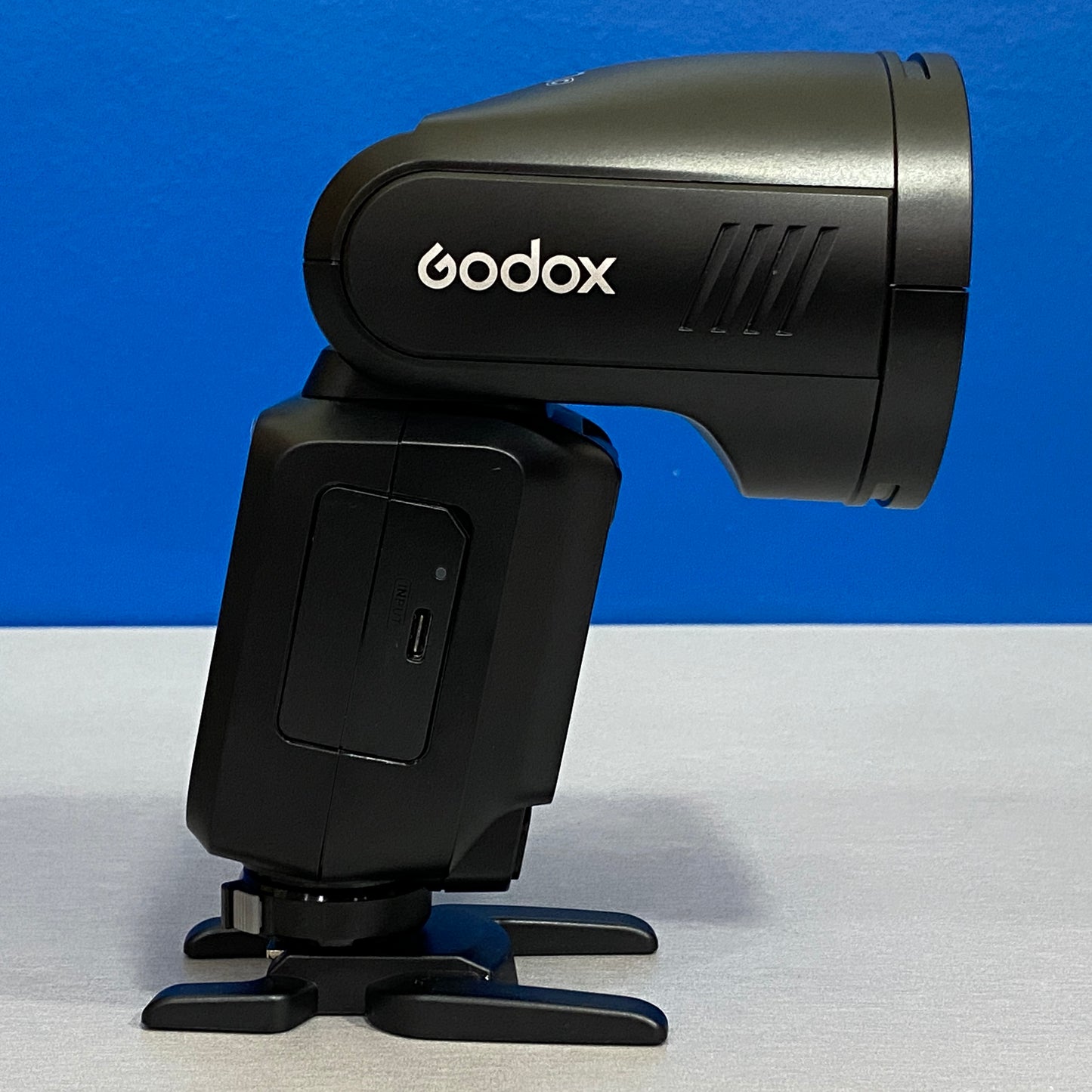 Godox Speedlite V100C | Canon | 100W | NOVO