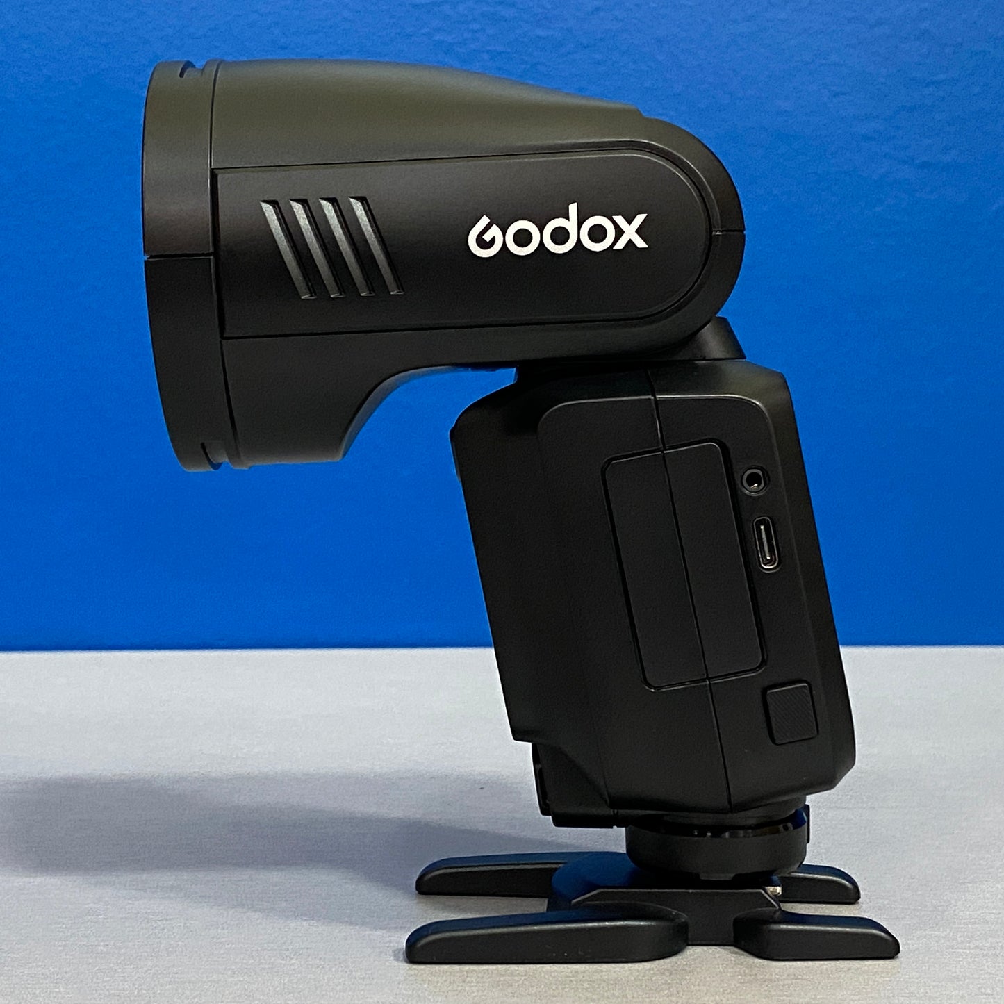 Godox Speedlite V100C | Canon | 100W | NOVO