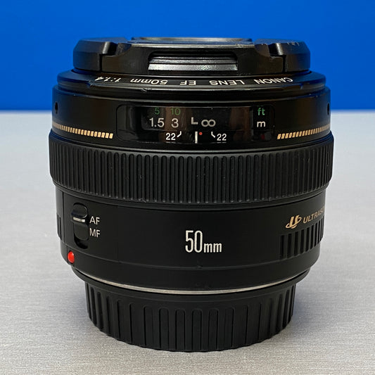 Canon EF 50mm f/1.4 USM