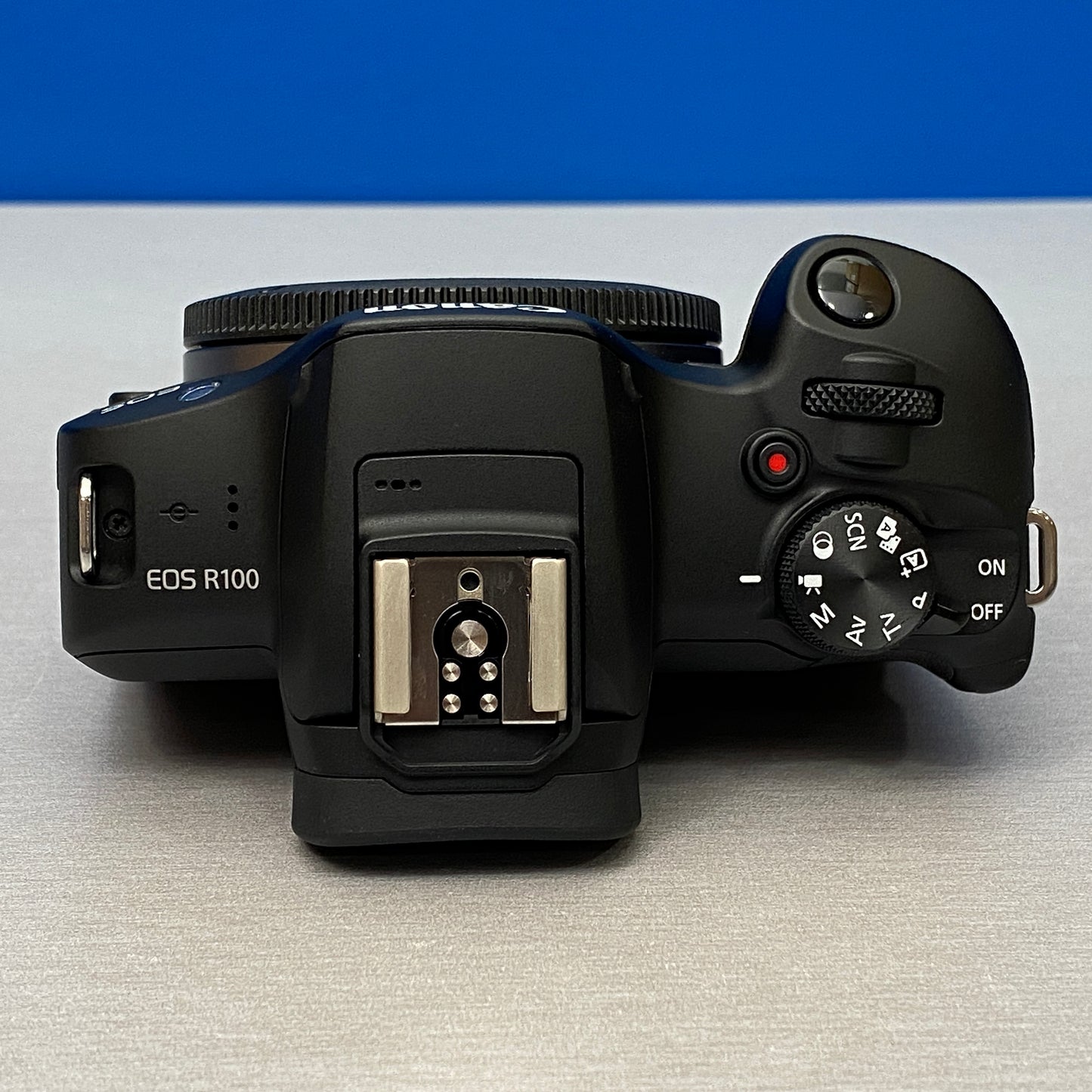 Canon EOS R100 (Corpo) - 24.1MP