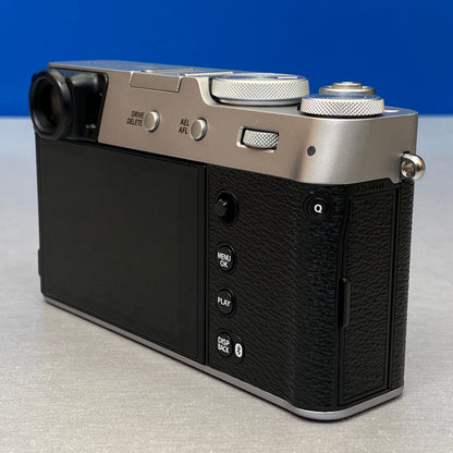 Fujifilm X100VI (40.2MP)