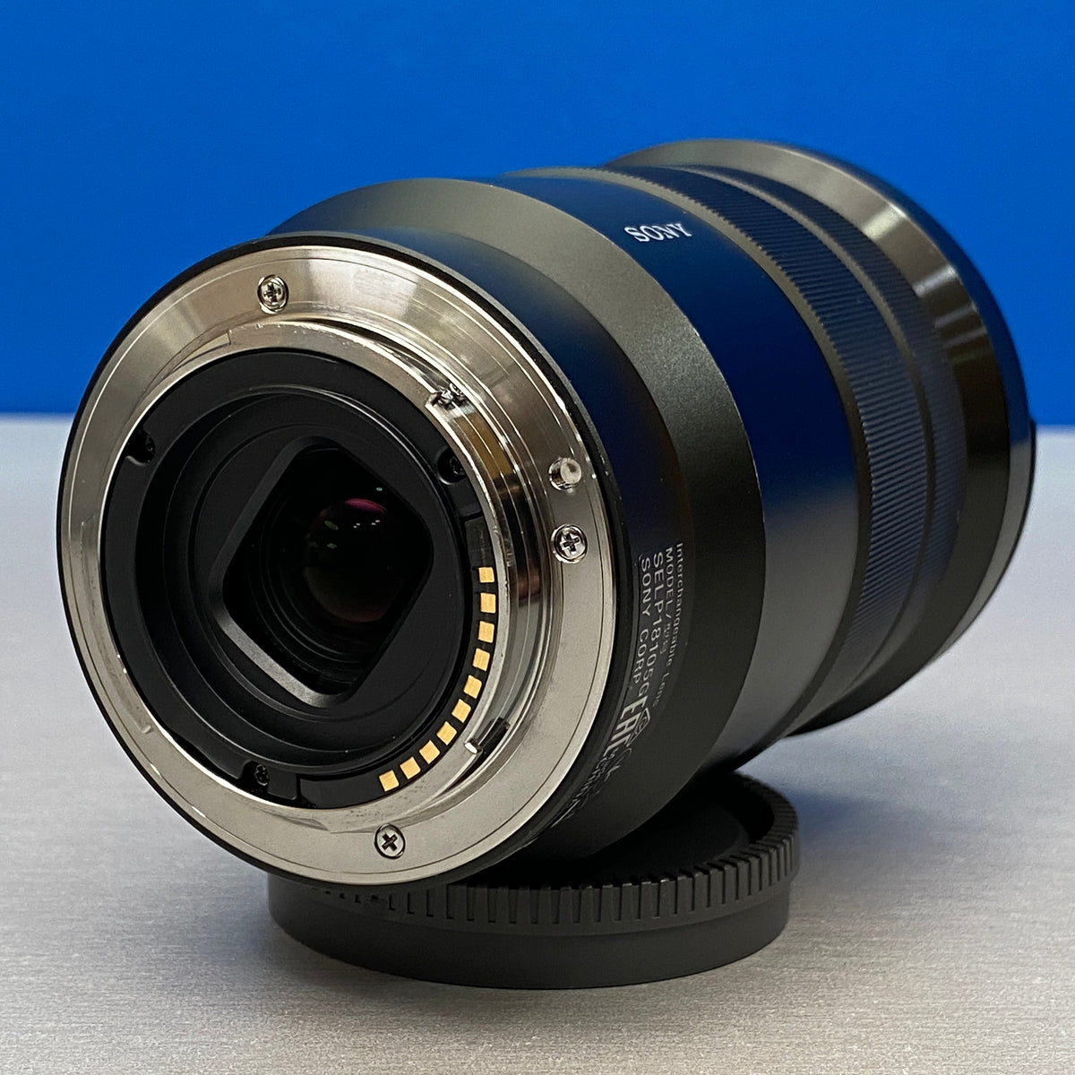 Sony E 18-105mm f/4 G PZ OSS