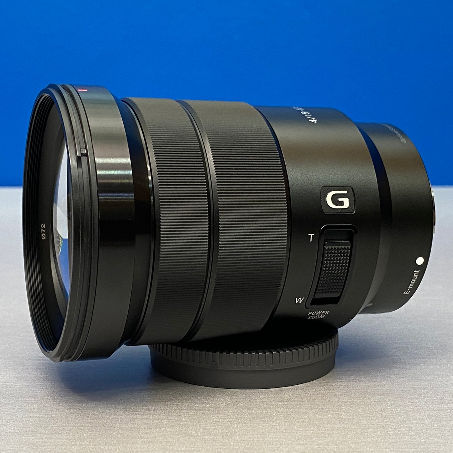 Sony E 18-105mm f/4 G PZ OSS