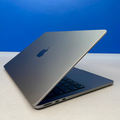 Apple MacBook Air 13.6" | 2022 | M2 8-Cores | 8GB | 256GB SSD